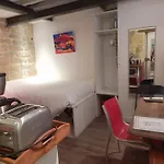 Studio Nazareth 6